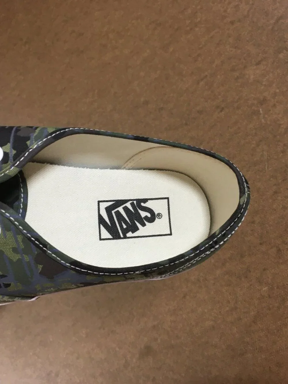 Vans Camo Lace Up Sneakers Mens Size 11 Low Top